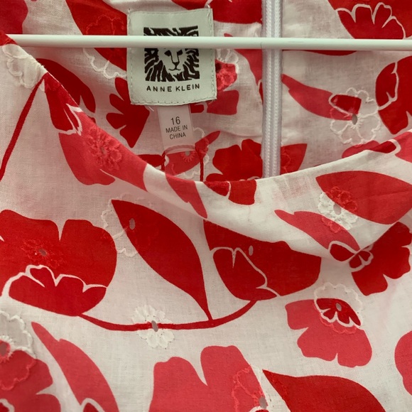 Anne Klein Dress - Picture 4 of 7